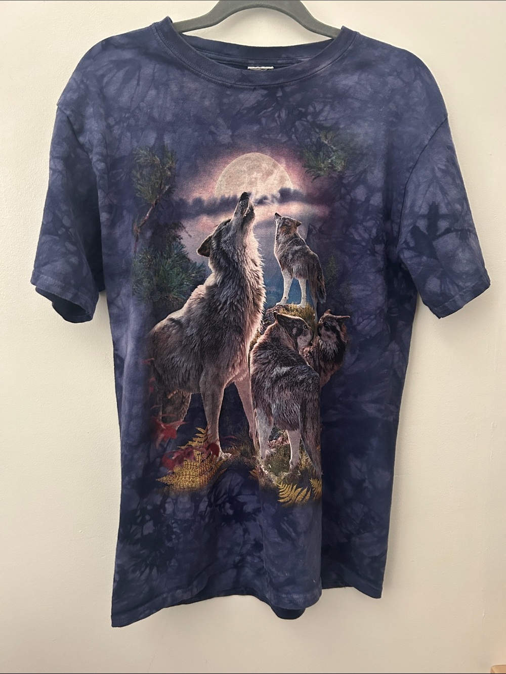 The Mountain Blue Tie-Dye Wolf Moon Short Sleeve Tee SZ M